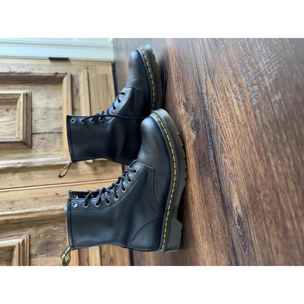 Dr. Martens | Black Boots | Size 7 | NWT | 1073
